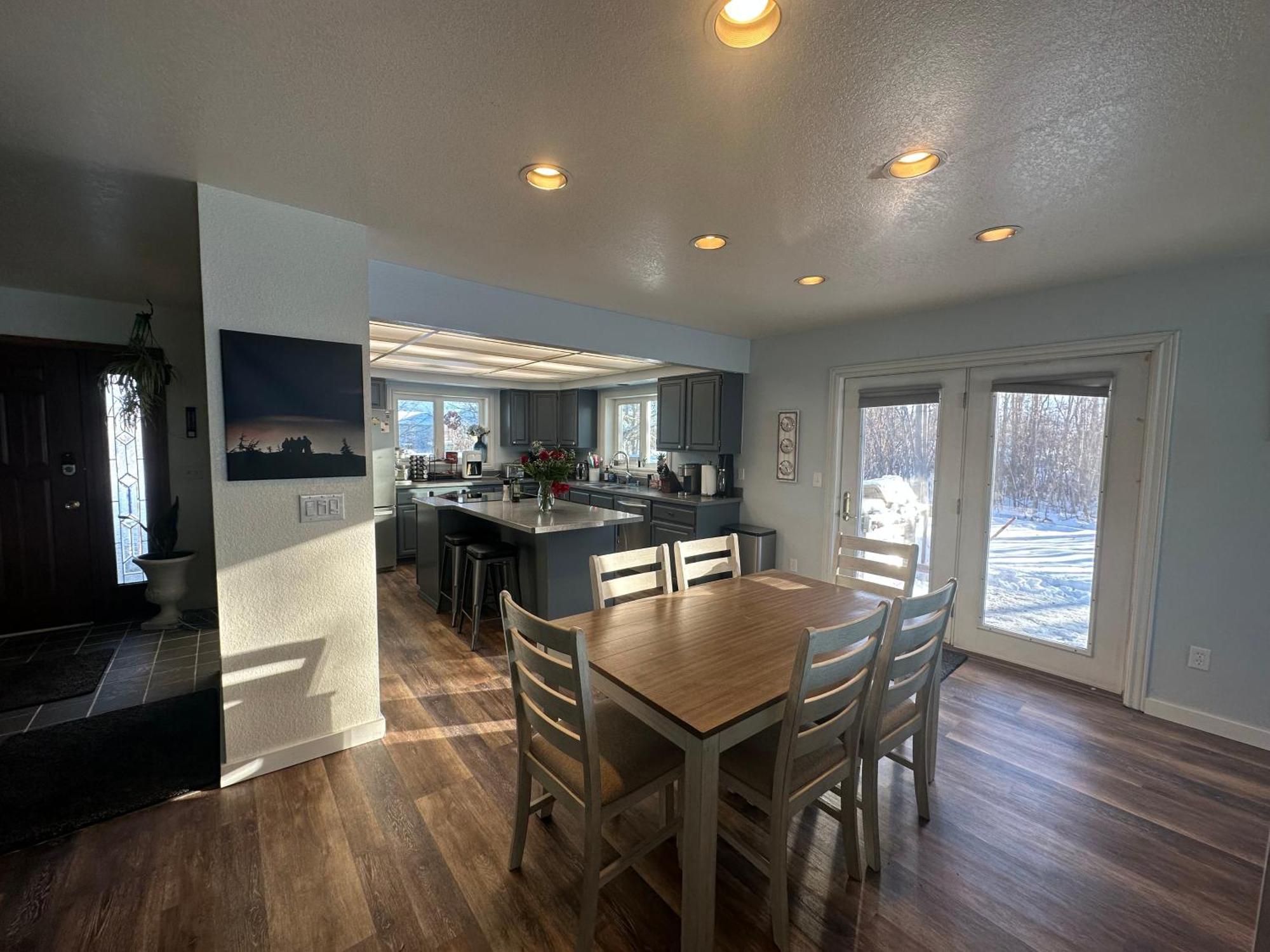 Luxury Lakefront Villa Fairbanks Extérieur photo
