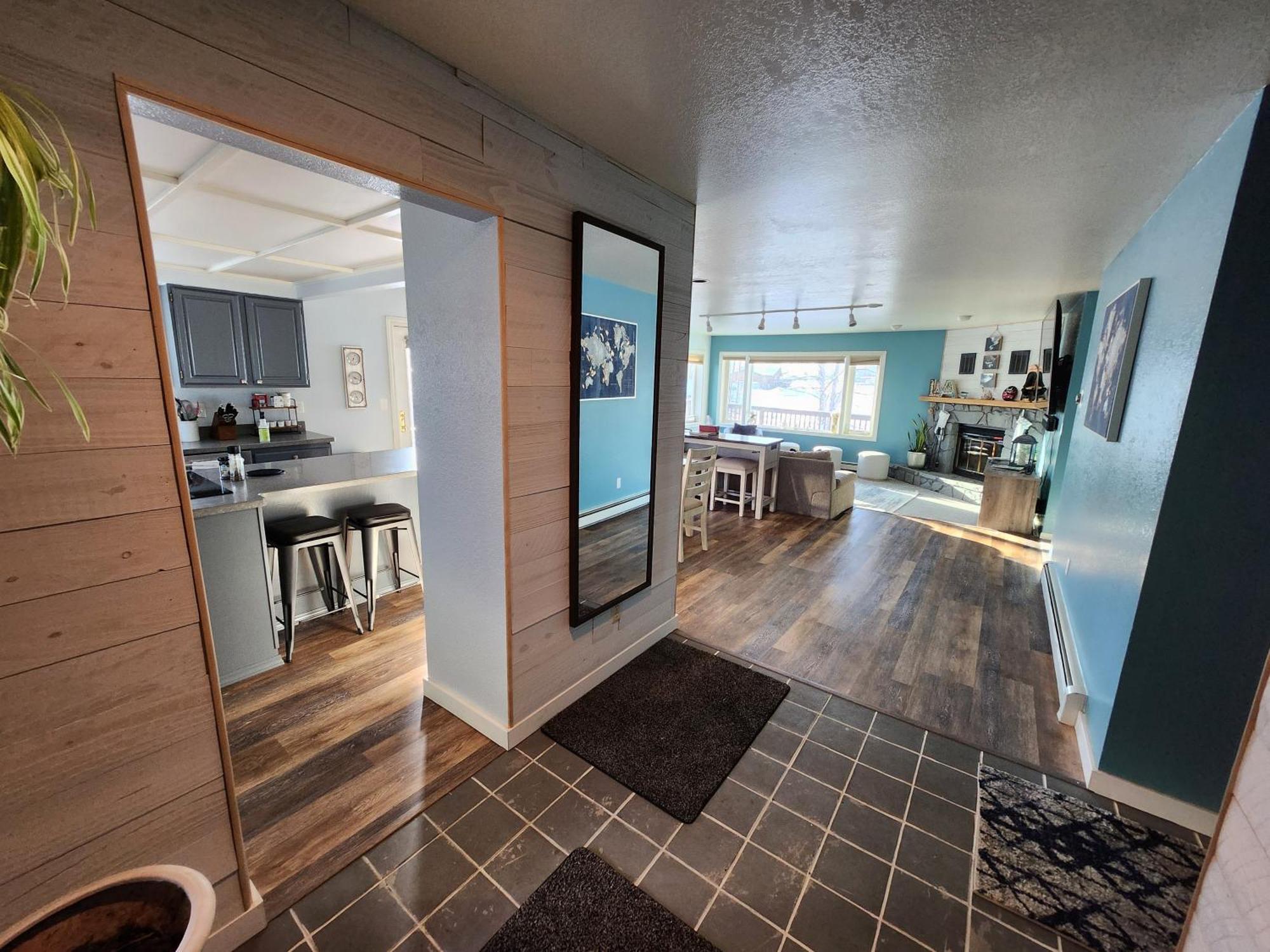 Luxury Lakefront Villa Fairbanks Extérieur photo